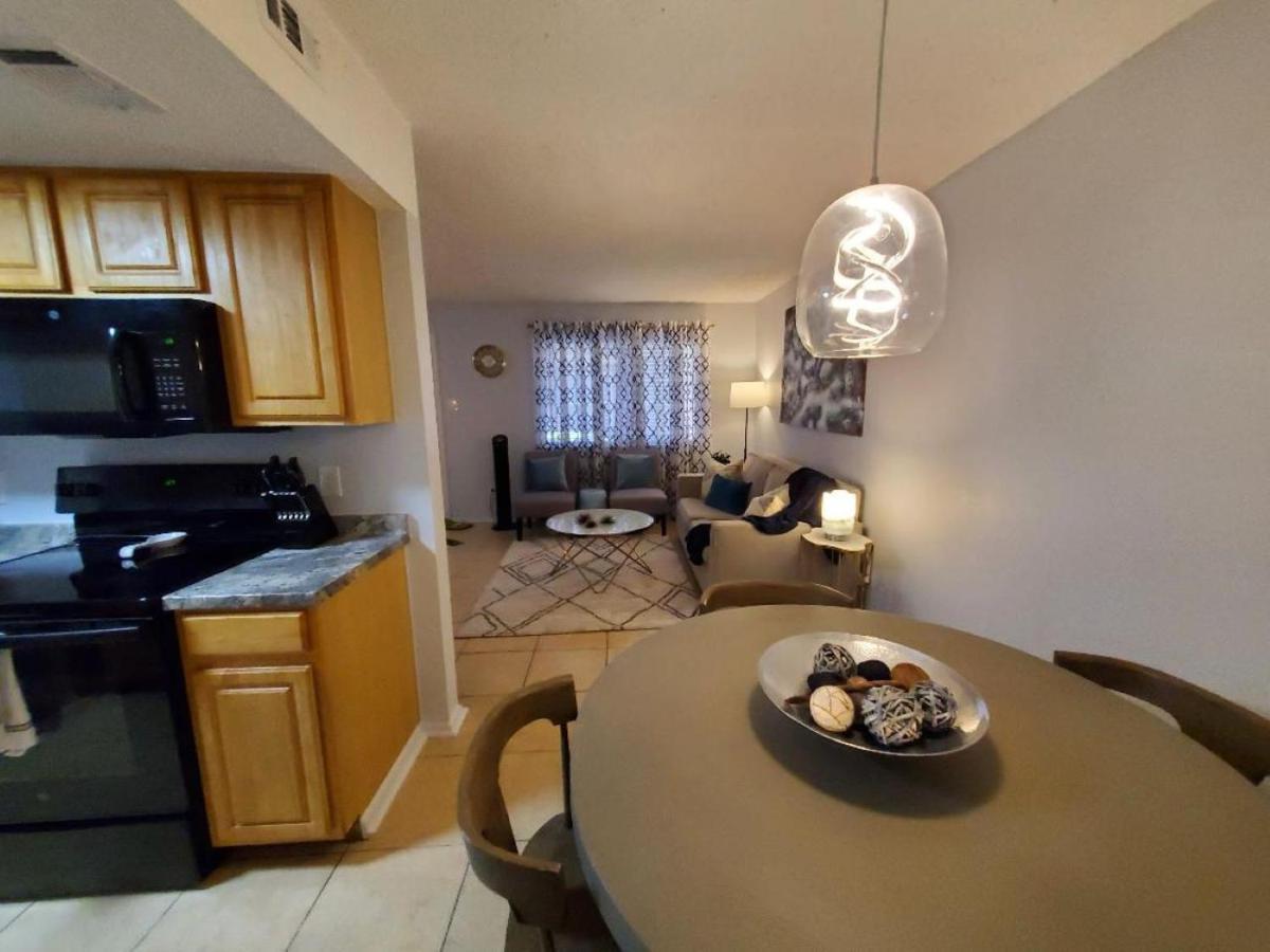 Condo Near Downtown Austin - 2Br المظهر الخارجي الصورة
