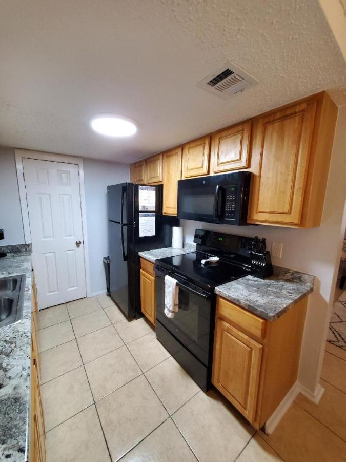 Condo Near Downtown Austin - 2Br المظهر الخارجي الصورة
