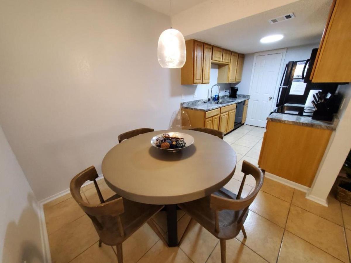 Condo Near Downtown Austin - 2Br المظهر الخارجي الصورة